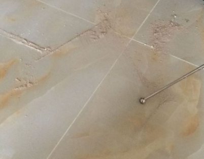 明溪瓷砖空鼓维修公司分享粘合剂选择不当在瓷砖铺贴过程中可能导致以下问题